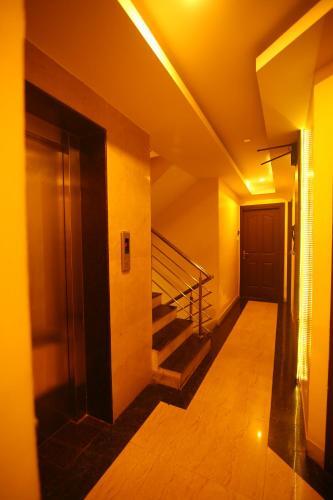 Hotel White Mount