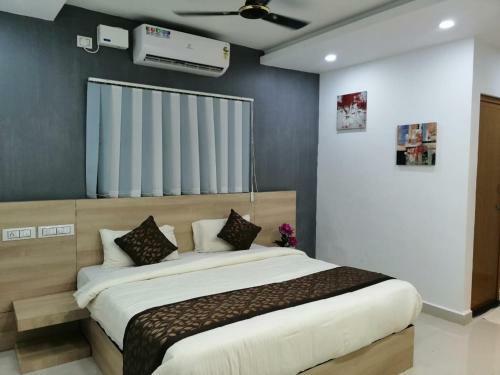 Hotel Yash Holidays By Nhospitality