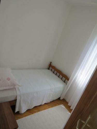 Apartments Lovri? - 30 Meters To The Beach