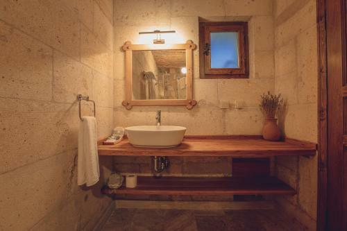 Vas?l Cave Hotel