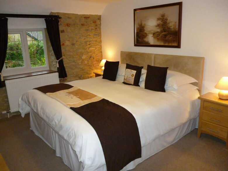 Hostal Quiet Woman House