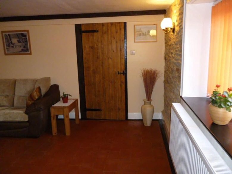 Hostal Quiet Woman House