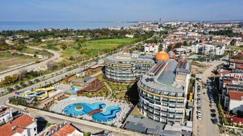Arnor De Luxe Hotel & Spa