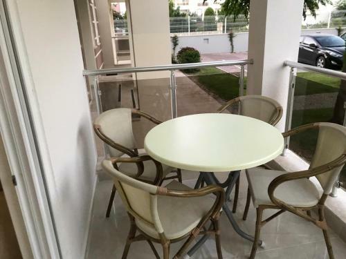 Apartamento Four Seasons. Ilicia. Side