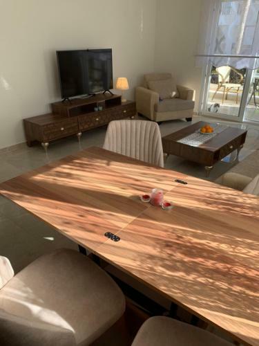 Apartamento Four Seasons. Ilicia. Side