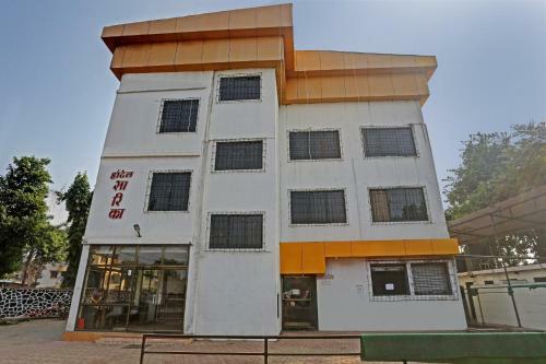 Hotel Oyo 85456 New Sarika