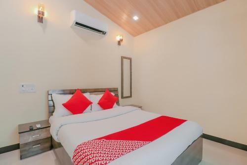 Hotel Oyo 79699 Snehaprabha The Landmark