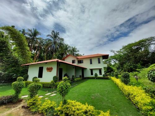 Hotel Chintamani Resort Nagaon Beach