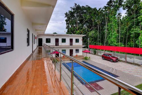Hotel Oyo Collection O 80929 Roadside Inn