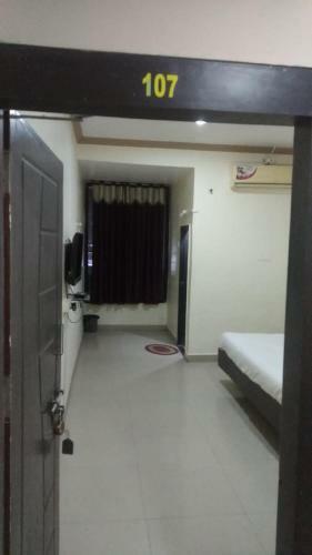 Hotel Oyo 83024 Shivrudra Executive
