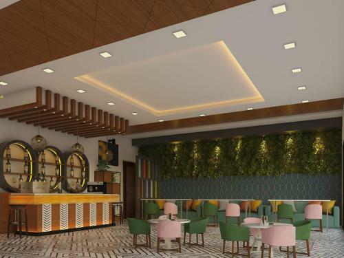 Hotel Savitri Signature