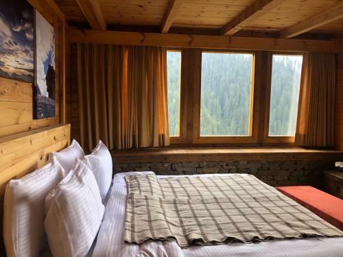 Lodge Skyline Villa Rental