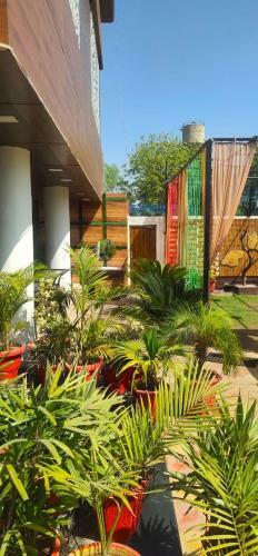 Oyo 82360 Hotel Br Villa