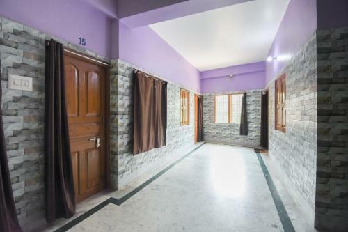 Hotel Spot On 63085 New Subham Lodge