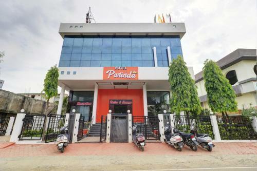 Oyo Collection O Hotel Parinda Lounge And Restaurant