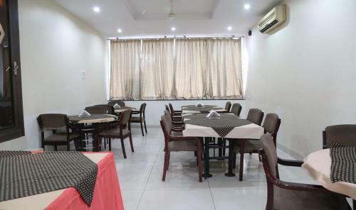 Hotel Shaheen International