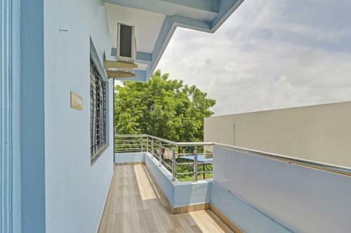 Hotel Oyo 81959 Gold Service Apartment