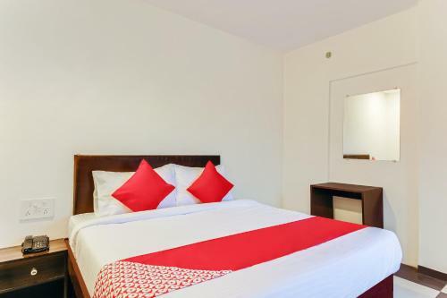 Oyo 79916 Flagship Hotel Orient Eleven