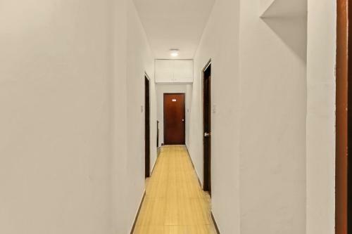 Oyo 79916 Flagship Hotel Orient Eleven