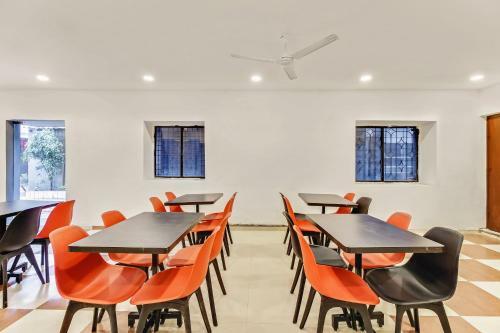 Oyo 79916 Flagship Hotel Orient Eleven