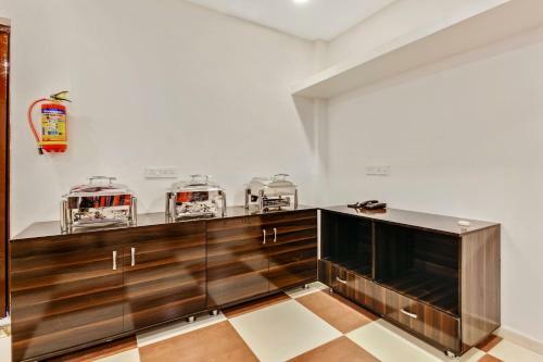 Oyo 79916 Flagship Hotel Orient Eleven