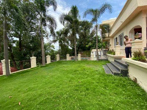 Villa Divine Roots Luxury Stay