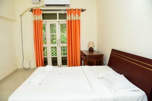 Prestige Duplex Villa- 2 Bhk 300 Mbps Wifi