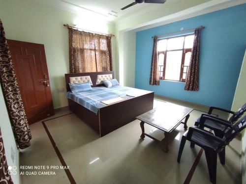 Hostal Kantas Riverside Homestay