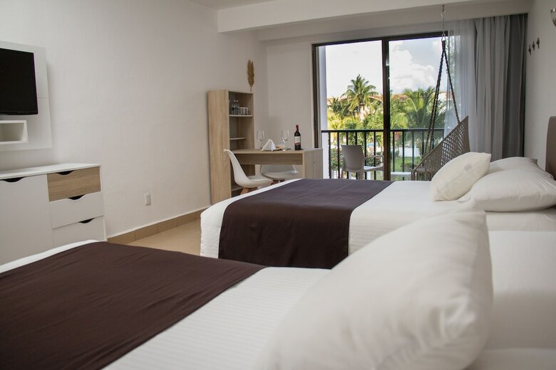Hotel Cozumel & Resort