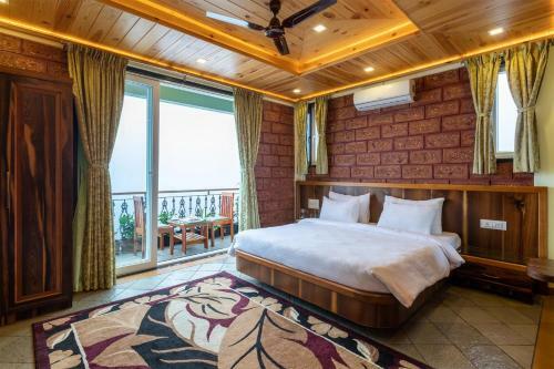 Stayvista At Status Villa
