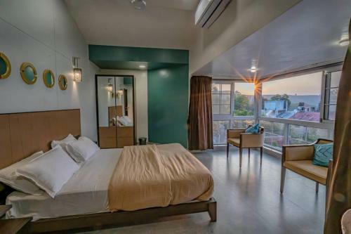 Leisurely Olivia, Panchgani