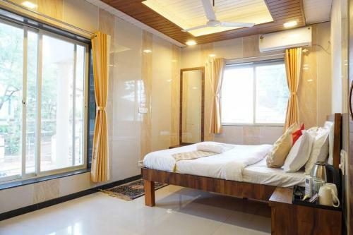 Le Birch Stays, Panchgani - Nikam's Villa