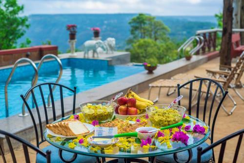 Villa Saffronstays Tudor Rose