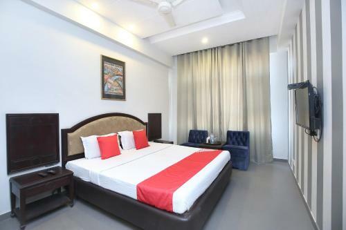 Capital O 23498 Hotel Jane Royale