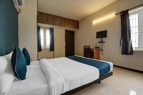 Hotel Silverkey Executive Stays 24155 Fci Nagar