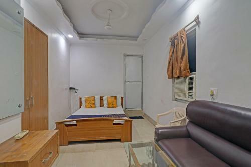 Spot On 81126 Hotel Indrashan
