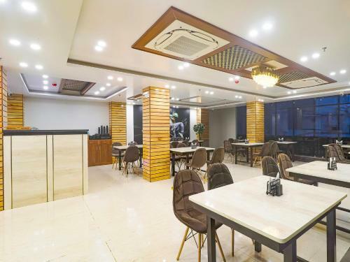 Fabhotel Palash