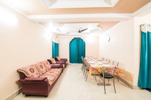 Hotel Oyo 23025 Rudra Guest House