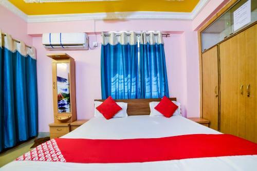 Hotel Oyo 71218 Rudra Homes
