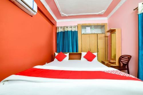 Hotel Oyo 71218 Rudra Homes