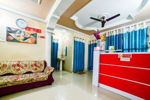 Hotel Oyo 71218 Rudra Homes