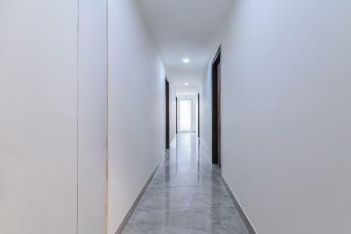Oyo 25086 Hotel Prince Plaza