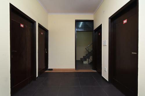Hotel Oyo 18282 Kanchan Villa