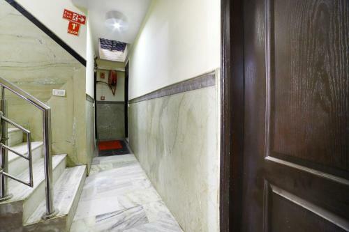 Hotel Oyo 65163 Mahalaxmi Deluxe