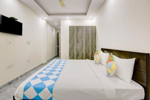 Hostal Oyo Home 65120 Cozy Stay Rohini Sec-7