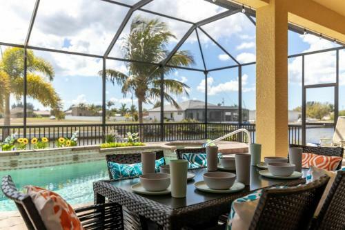 Villa Paws N' Paradise - Cape Coral - Roelens Vacations