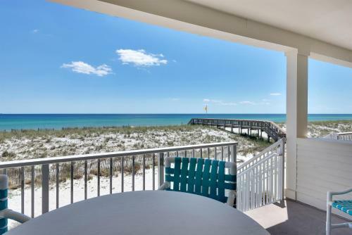 Oceanfront 3bed/3bath Townhouse W/ Arcades