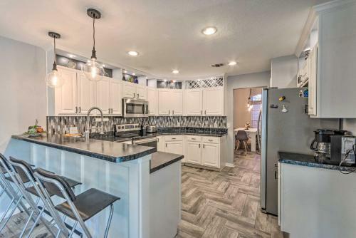 Private Gulf Breeze Gem With Easy Shore Access!