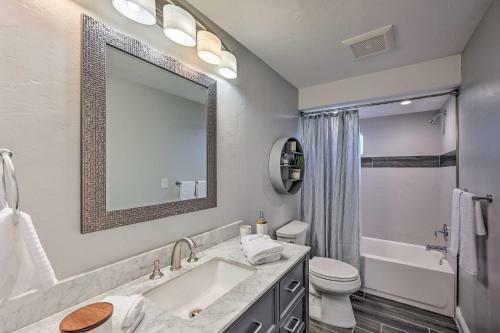 Upscale Getaway With Outdoor Oasis 4 Mi To Sand