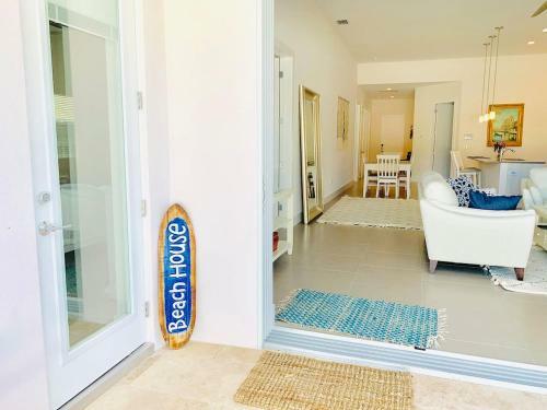 Perfect Naples Beach House - Heated Saltwater Pool